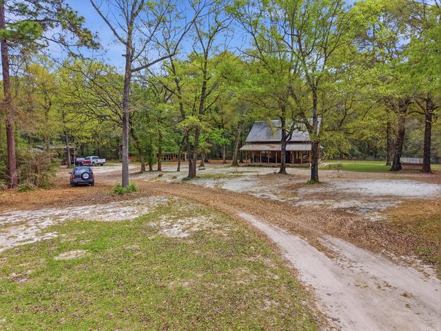 7953 Crawford Road, Laurel Hill, FL 32567