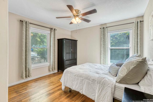 226 Serna, San Antonio, TX 78218