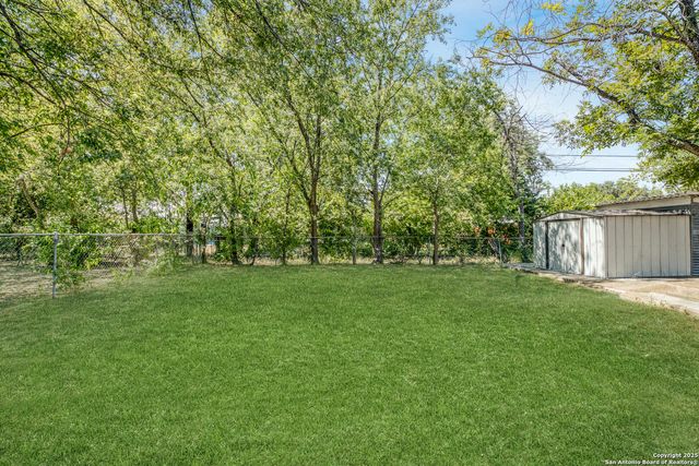 226 Serna, San Antonio, TX 78218