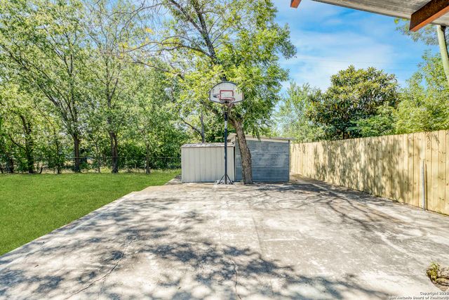 226 Serna, San Antonio, TX 78218