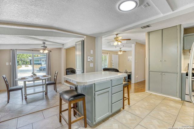 226 Serna, San Antonio, TX 78218