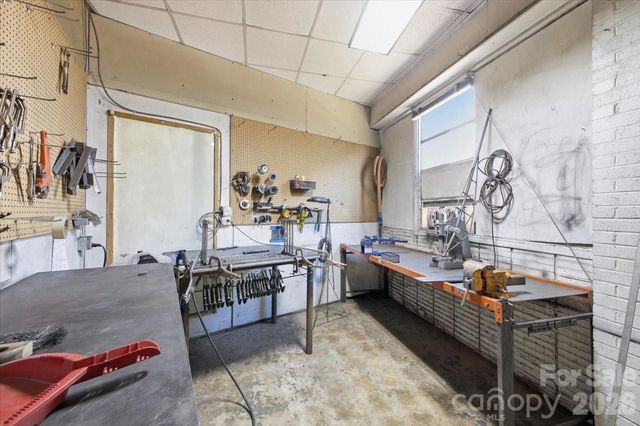 2644 Shenandoah Avenue, Charlotte, NC 28205