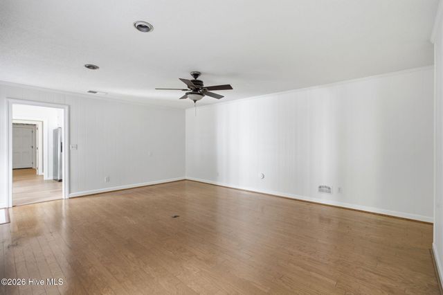 905 Robert E Lee Drive, Wilmington, NC 28412