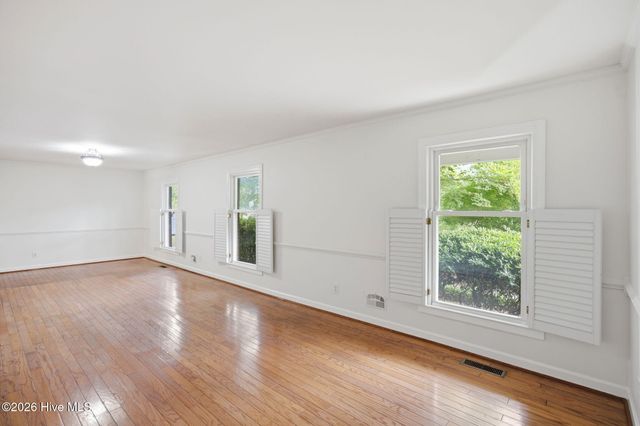 905 Robert E Lee Drive, Wilmington, NC 28412