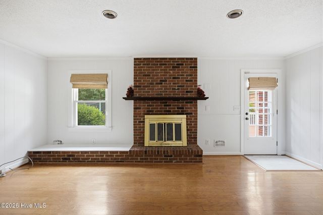 905 Robert E Lee Drive, Wilmington, NC 28412
