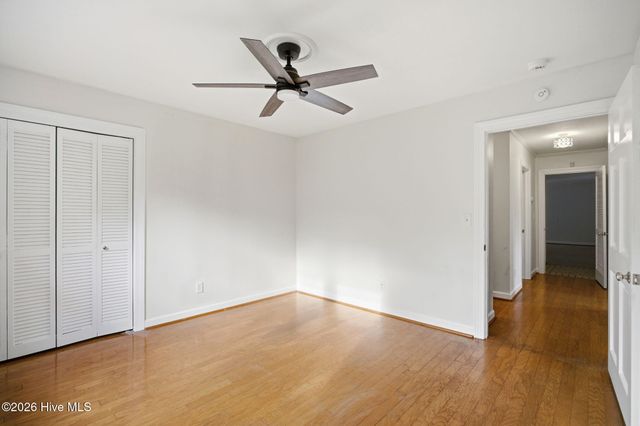 905 Robert E Lee Drive, Wilmington, NC 28412