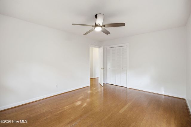 905 Robert E Lee Drive, Wilmington, NC 28412