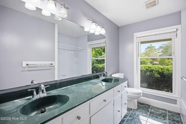 905 Robert E Lee Drive, Wilmington, NC 28412