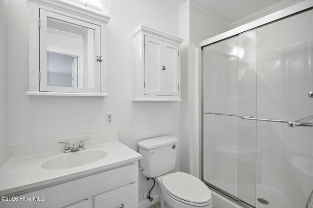 905 Robert E Lee Drive, Wilmington, NC 28412