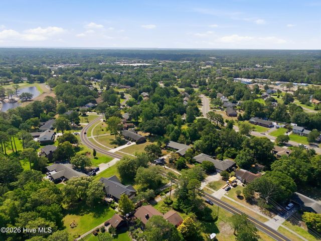 905 Robert E Lee Drive, Wilmington, NC 28412