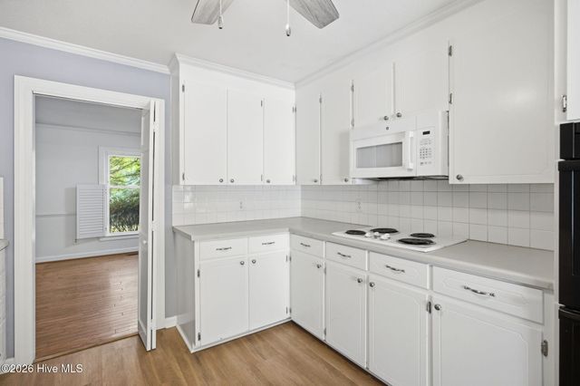 905 Robert E Lee Drive, Wilmington, NC 28412