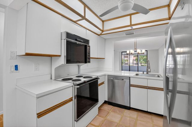 1850 Homewood Boulevard 2140, Delray Beach, FL 33445