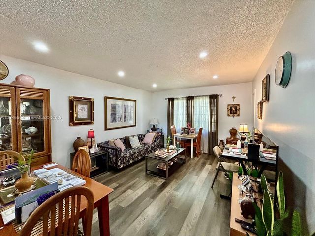 201 Berkley Road 104, Hollywood, FL 33024
