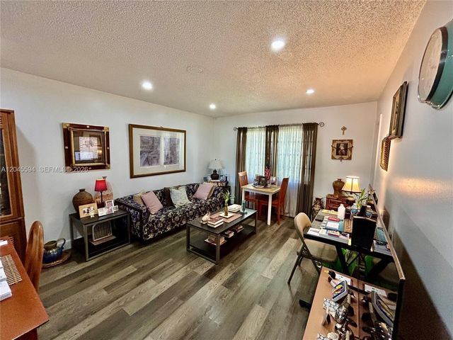 201 Berkley Road 104, Hollywood, FL 33024