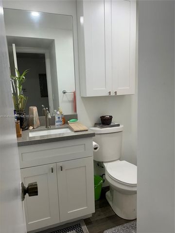 201 Berkley Road 104, Hollywood, FL 33024