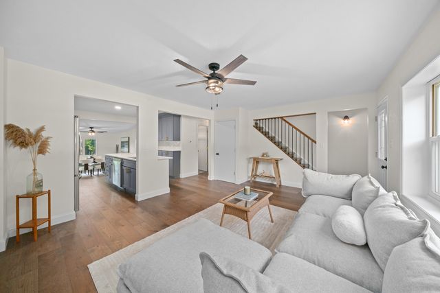 1059 Zelma Road, Lake Holiday, IL 60548