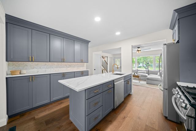 1059 Zelma Road, Lake Holiday, IL 60548