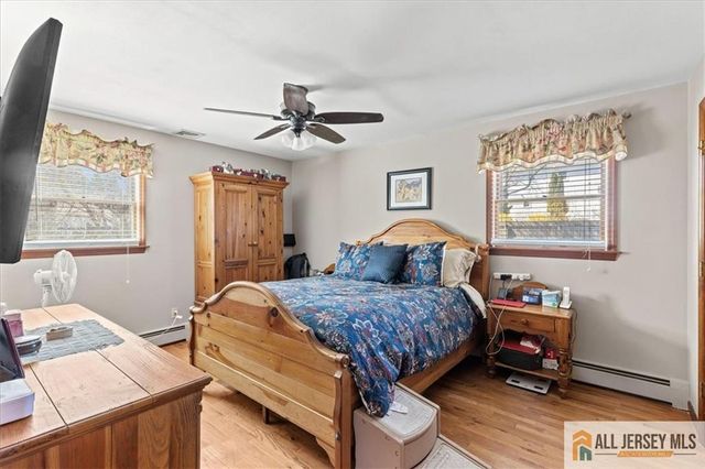 20 Running Brook Road, Ewing, NJ 08638