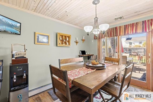 20 Running Brook Road, Ewing, NJ 08638