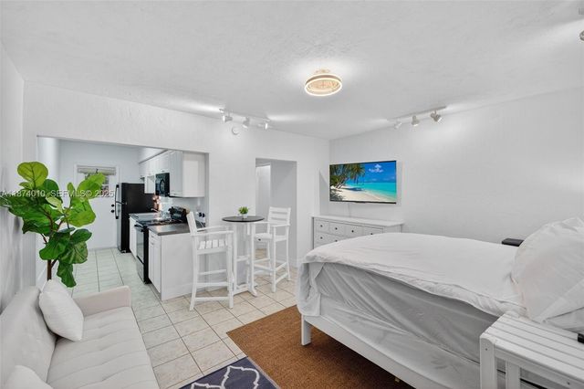 820 N Ocean Boulevard 1, Pompano Beach, FL 33062