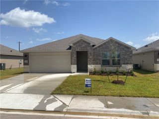 1303 MAVERICK Road, Sinton, TX 78387