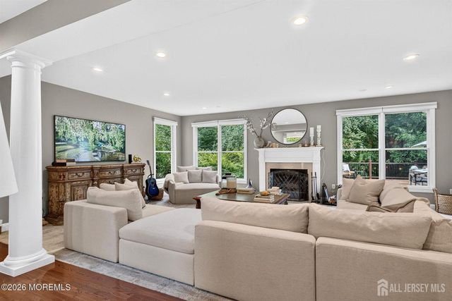 11 Palmer Circle, Millstone, NJ 08535