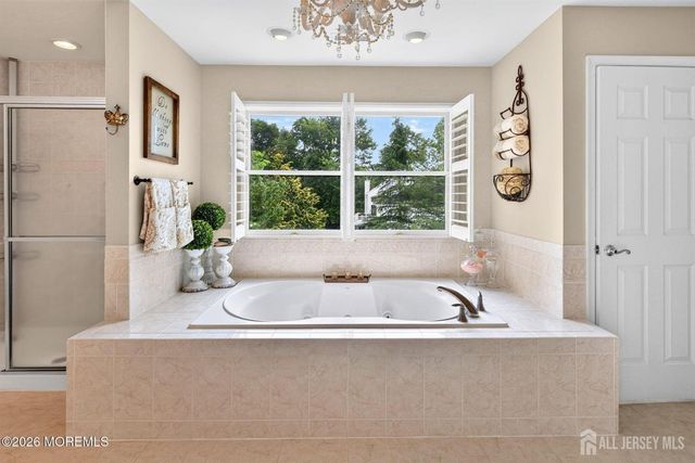 11 Palmer Circle, Millstone, NJ 08535