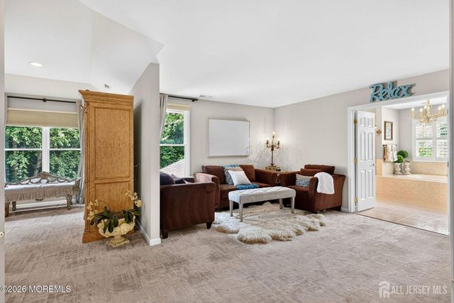 11 Palmer Circle, Millstone, NJ 08535