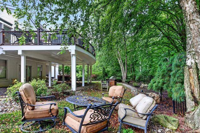 11 Palmer Circle, Millstone, NJ 08535