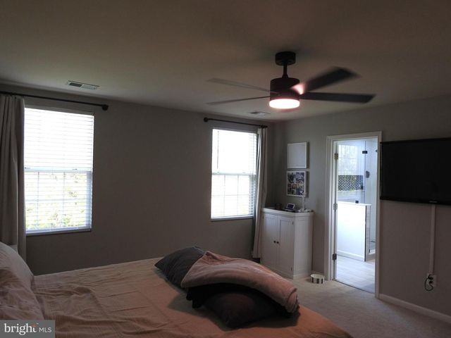160 HICKORY RIDGE CIR, York, PA 17404