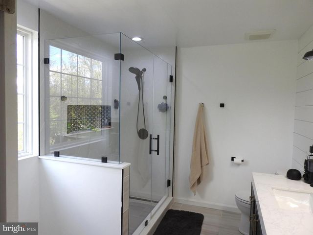 160 HICKORY RIDGE CIR, York, PA 17404
