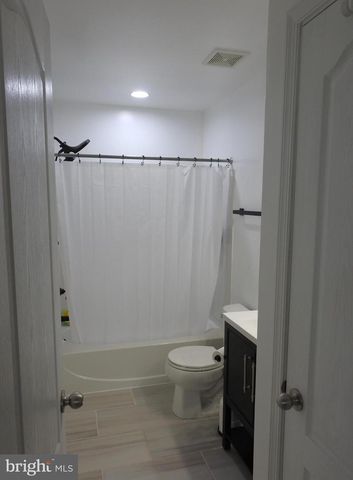 160 HICKORY RIDGE CIR, York, PA 17404