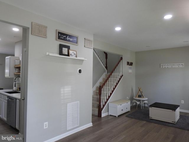 160 HICKORY RIDGE CIR, York, PA 17404