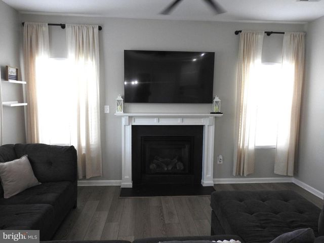 160 HICKORY RIDGE CIR, York, PA 17404