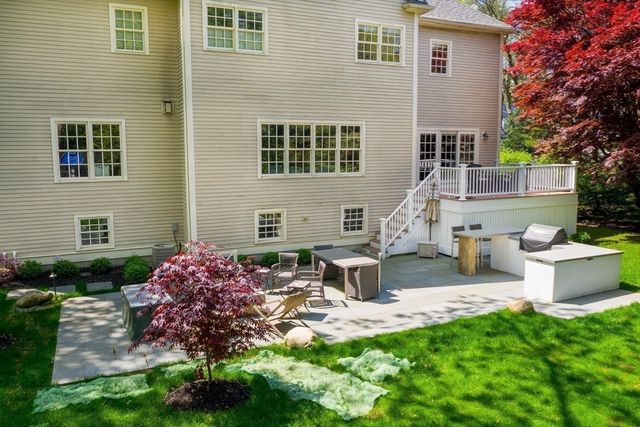 750 Hammond St, Brookline, MA 02467