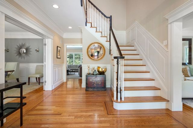 750 Hammond St, Brookline, MA 02467