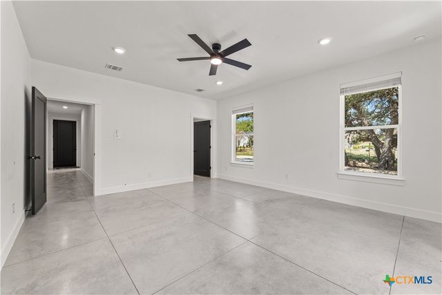 3244 Lois Lane, Kempner, TX 76539