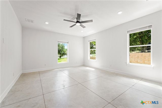 3244 Lois Lane, Kempner, TX 76539