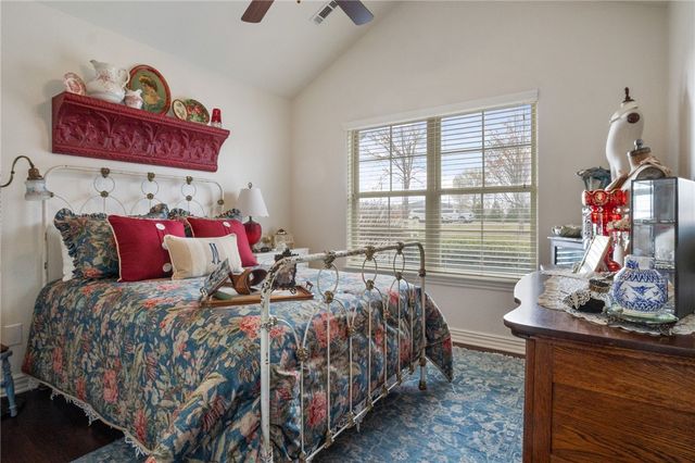 1002 SW Naphtali Boulevard, Bentonville, AR 72713