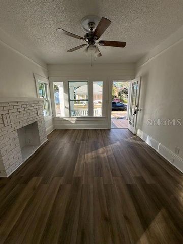 911 HART STREET, Clearwater, FL 33755