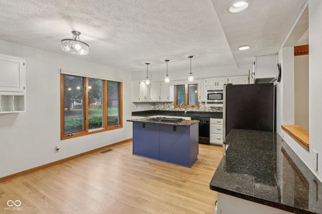 7345 Runningbrook Way, Indianapolis, IN 46254