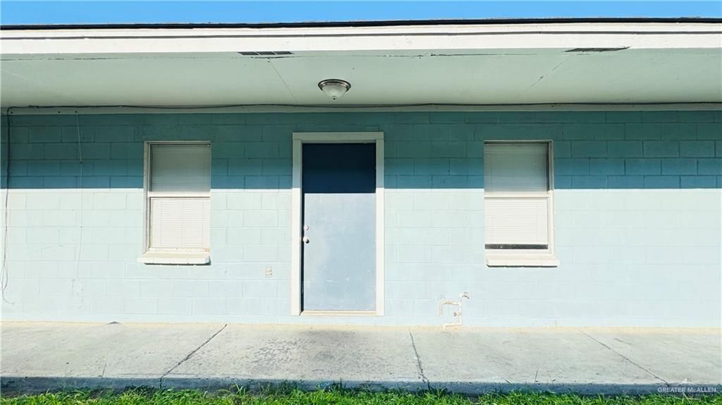 903 W 1st Street, Mission, TX 78572