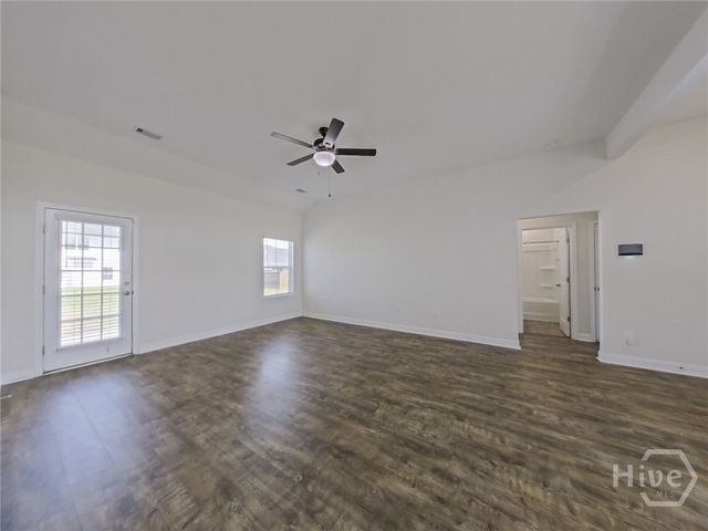 56 Thomas Way SE, Ludowici, GA 31316