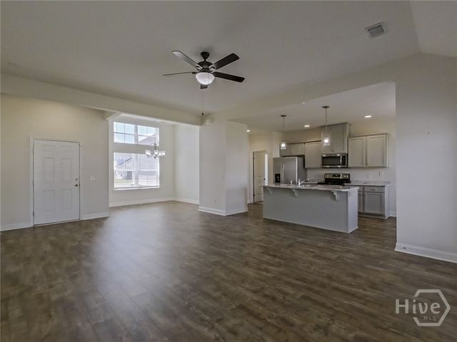 56 Thomas Way SE, Ludowici, GA 31316