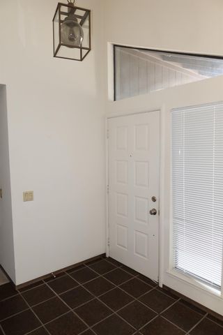 8609 Tiogawoods Dr, Sacramento, CA 95828