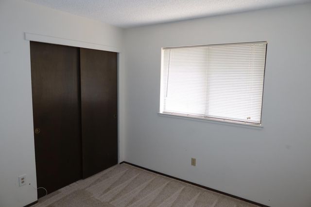 8609 Tiogawoods Dr, Sacramento, CA 95828