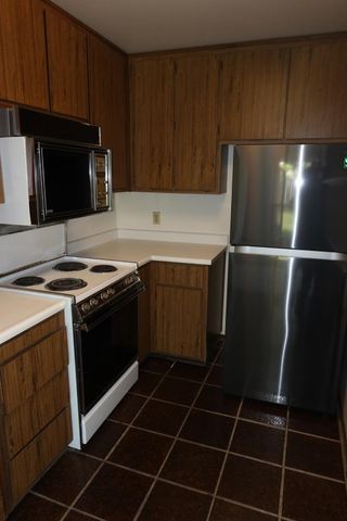 8609 Tiogawoods Dr, Sacramento, CA 95828
