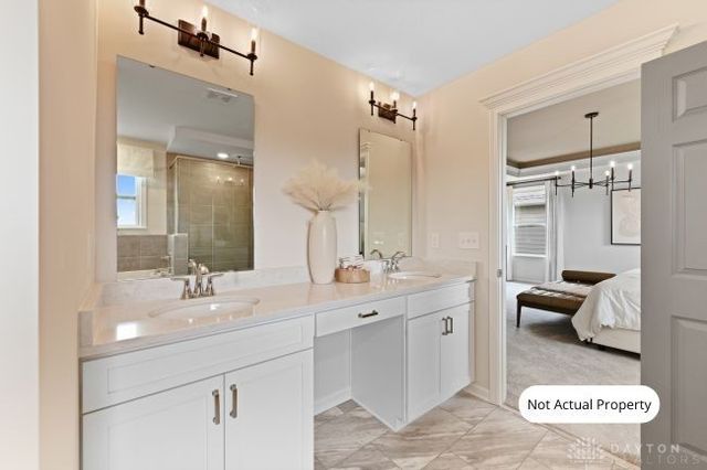 130 Magnolia Lane, Springboro, OH 45066