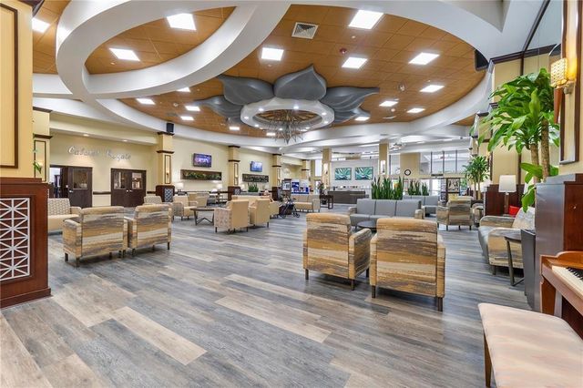 7512 N Devon Dr 210, Tamarac, FL 33321