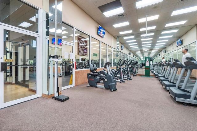 7512 N Devon Dr 210, Tamarac, FL 33321